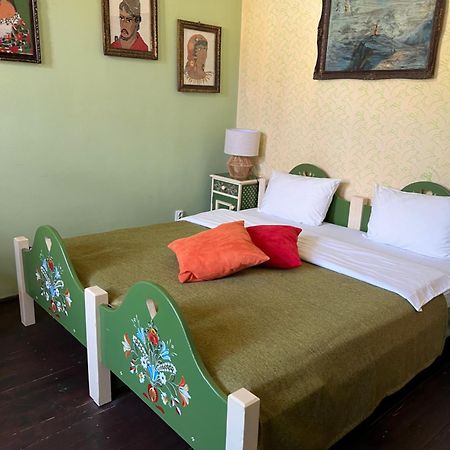 ホテル Casa Saseasca シギショアラ エクステリア 写真